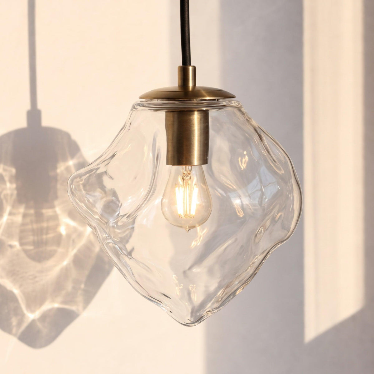 Grotta Clear Glass Pendant Light